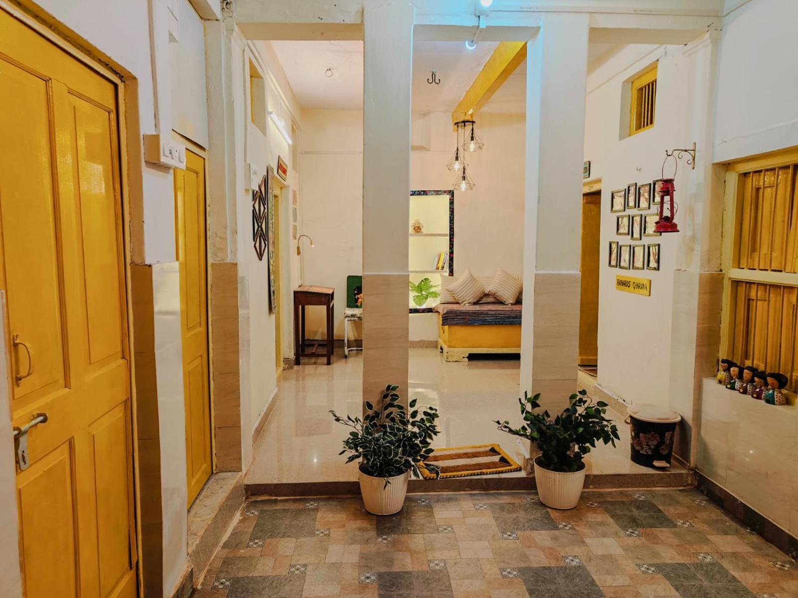 Kailash Heritage Homestay Varanasi Exterior foto