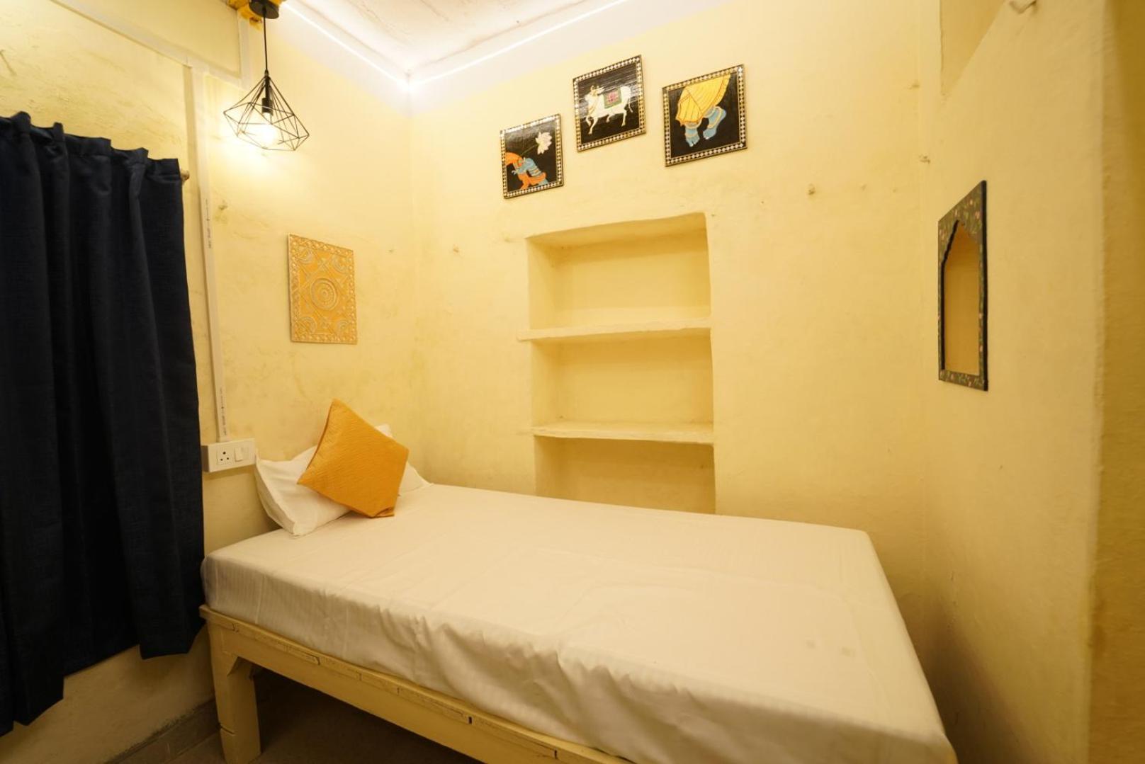 Kailash Heritage Homestay Varanasi Exterior foto